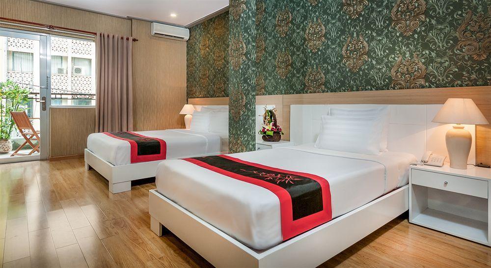 Saga Hotel Ho Chi Minh City Exterior photo