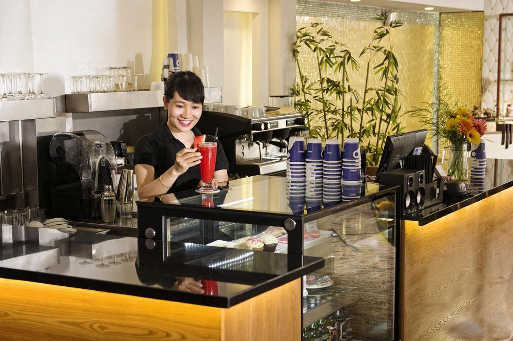 Saga Hotel Ho Chi Minh City Exterior photo
